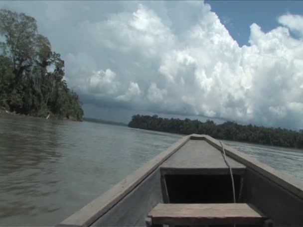 Down pour coming on the Amazon River — Stock Video