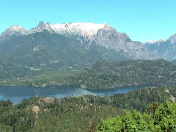 Widok na jezioro nahuel Huapi, bariloche, Argentyna — Wideo stockowe