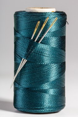 makro mavi iğne iplik makarası