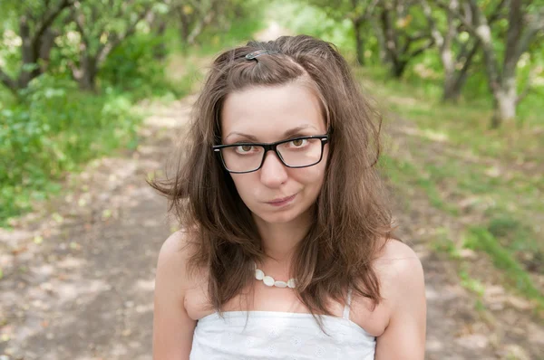 Chica con gafas — Foto de Stock