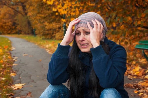 Girl crying — Stock Photo, Image