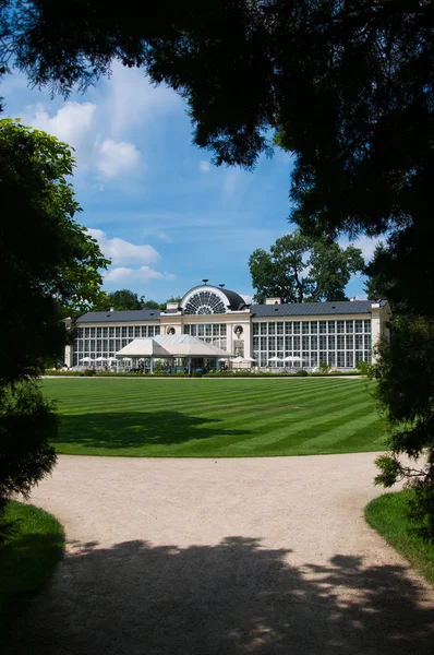 Lazienki park — Stockfoto