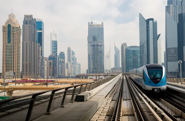 Dubai Metro — Stock Photo, Image