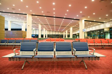 büyük Havaalanı bekleme salonu