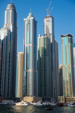 Dubai Marina 'daki gökdelenler