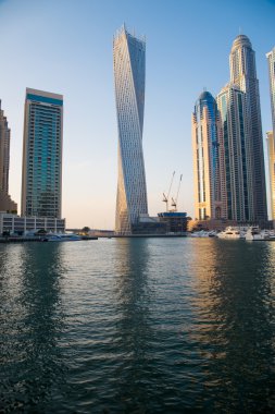 Dubai Marina 'daki gökdelenler