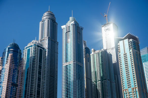 Хмарочоси в Дубаї Марина — стокове фото