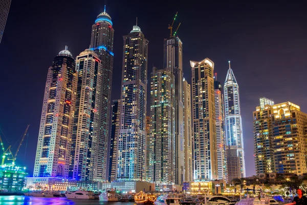 Drapacze chmur w Dubai Marina — Zdjęcie stockowe