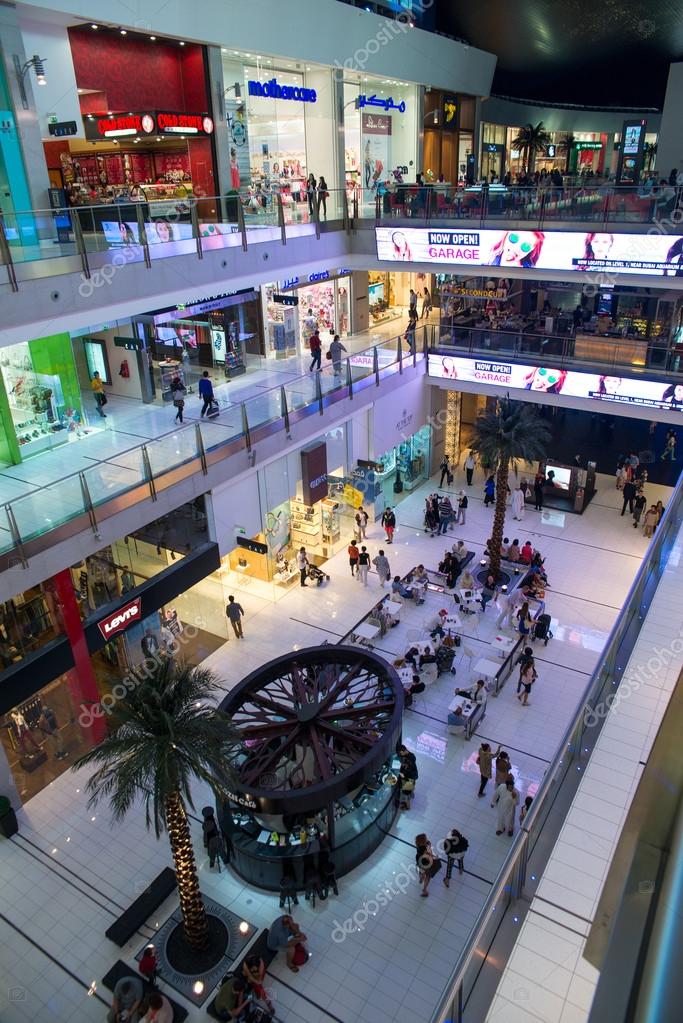 Shop Dubai Mall In Dubai Stock Editorial Photo C Badahos 47627645
