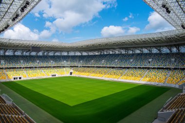 Boş futbol stadyumu