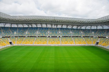 Boş futbol stadyumu
