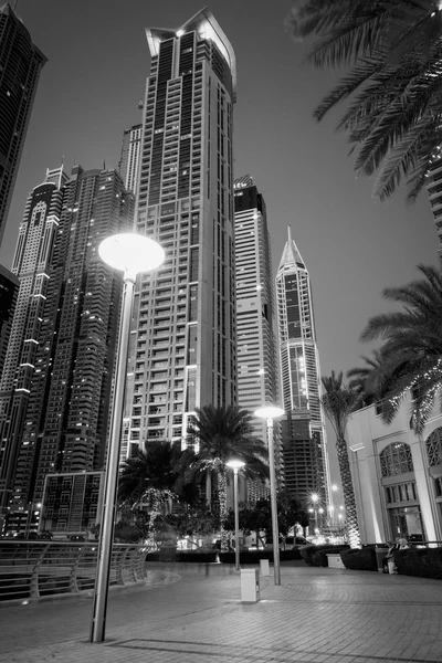 Dubai Marina modern felhőkarcolók — Stock Fotó