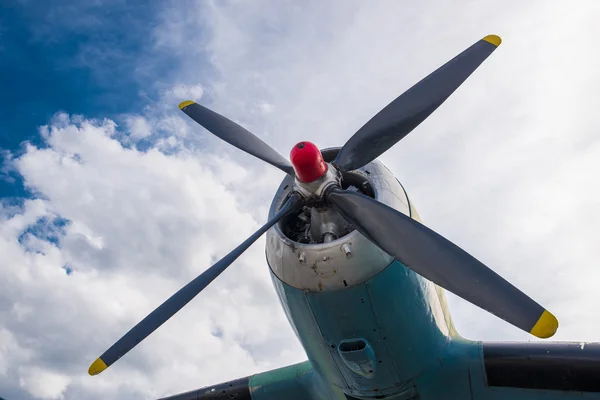 Propeller on airplane wing — Stock Photo, Image