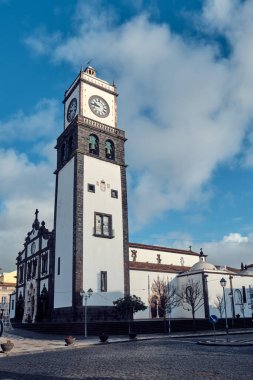 Ponta Delgada 'daki Sao Sebastiao Kilisesi. Azores, Portekiz.