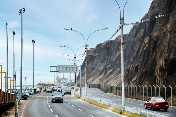 Highway Ocean Mountains Lima Peru — Stock Photo, Image