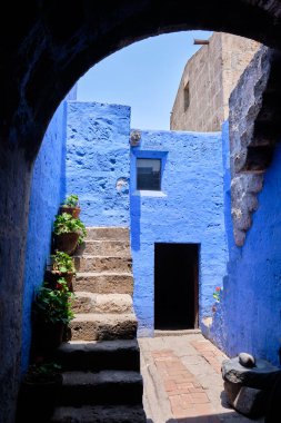 Santa Catalina de Siena Manastırı 'ndaki resim bahçesinde. Rica ederim, Peru..