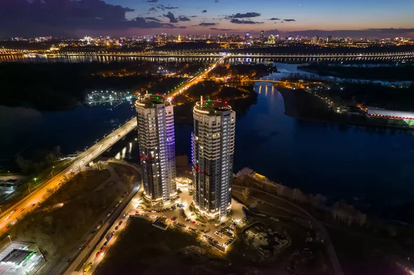 Residential Building Dnieper River Kyiv Night Ukraine — Fotografia de Stock