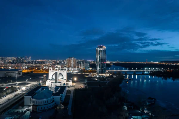 Church Residential Building Left Bank Dnieper River Night Kyiv Ukraine — Stok fotoğraf