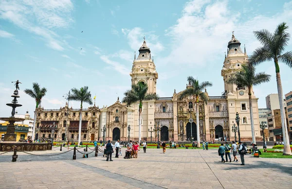 ペルー リマの歴史的中心部にある大聖堂大聖堂 — ストック写真