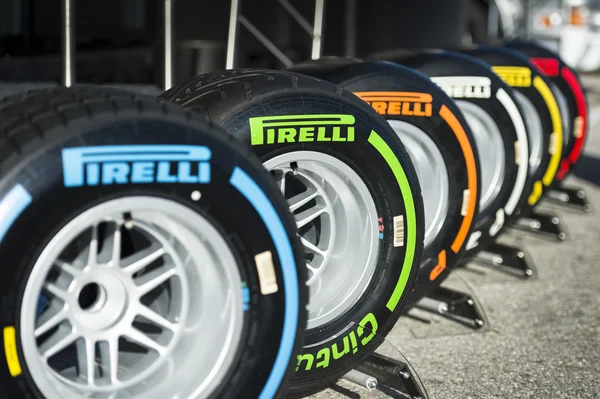 Pneus Pirelli — Fotografia de Stock