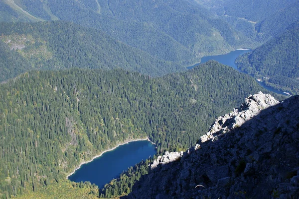 Piccolo lago di Riza — Foto Stock