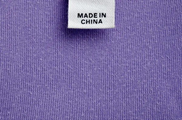 Etiqueta de roupa feita na china barato — Fotografia de Stock