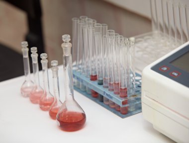 tüpler laboratuvar tıp eğitimi