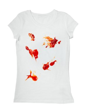 ketçap lekesi kirli t gömlek giyim