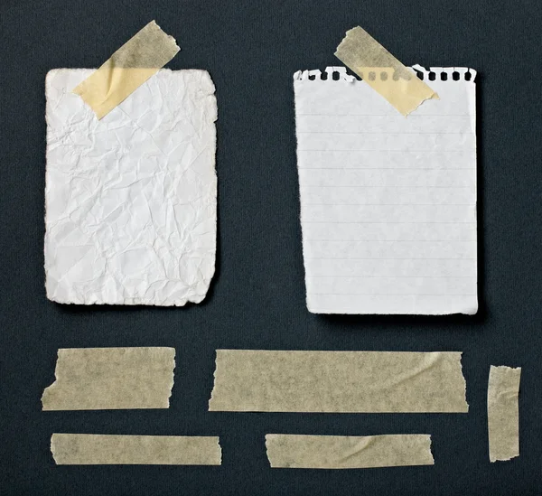 Бумага с клейкой лентой — стоковое фото