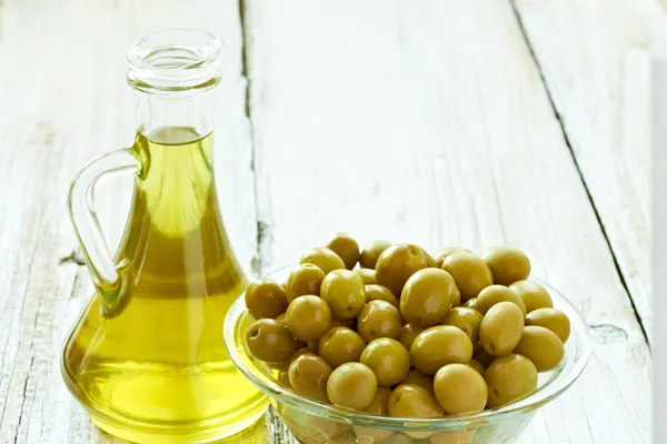 Aceite de oliva condimento comida vegetariana —  Fotos de Stock
