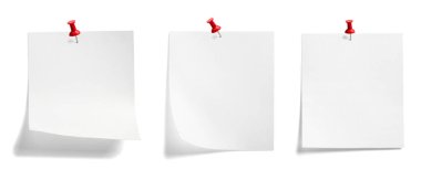 Kağıt mesaj notu boş arkaplan ofis işi pin raptiyesi iğnesine basın