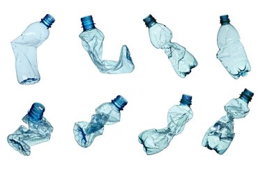 Plastik şişe su kabı atığı geri dönüştürüyor