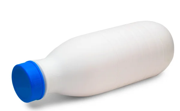 Baplastic melk fles leugens kant geïsoleerd op wit brood — Stockfoto