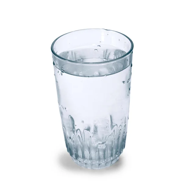 Glas Wasser isoliert auf weißem Hintergrund — Stockfoto