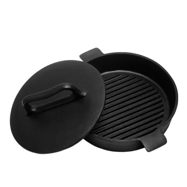 Grill pan isolated on white background — Stock Photo, Image