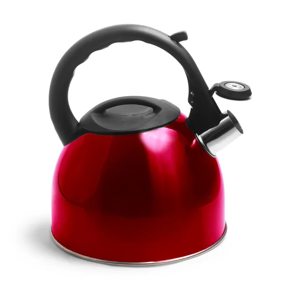 Izole kettle kırpma yolu beyaz zemin üzerine kırmızı — Stok fotoğraf