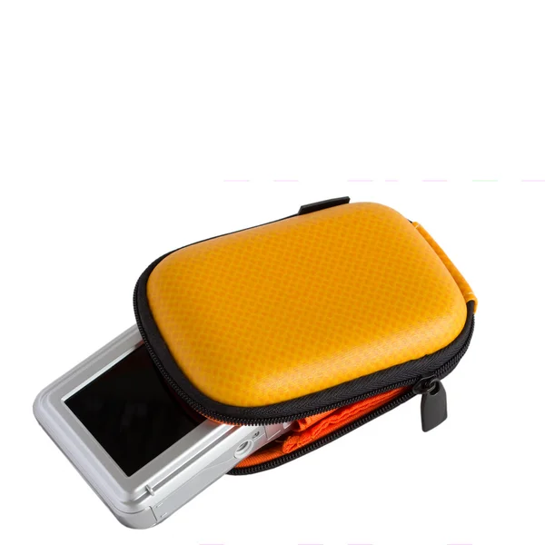 Gelbe Tasche für Digitalkameras auf weißem Hintergrund — Stockfoto