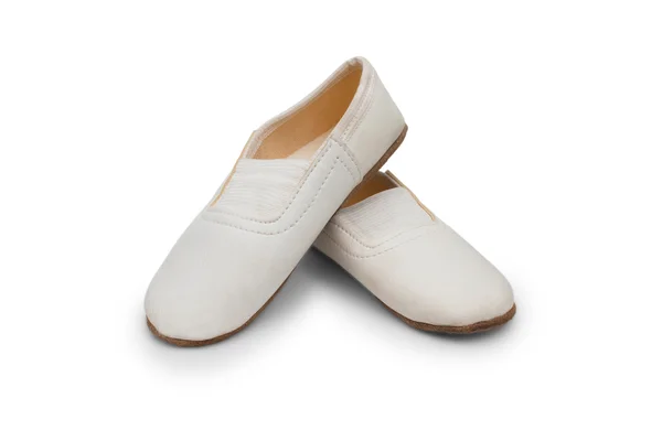 Schuhe ballett alte kinder weiß rosa spitze hausschuhe isoliert — Stockfoto