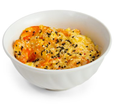 karides susam ve pişmiş tohumlar üzerinde beyaz bir arka plan izole