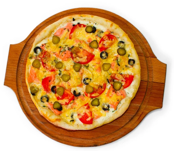 Gustoso grande cetriolo pizza su sfondo bianco — Foto Stock