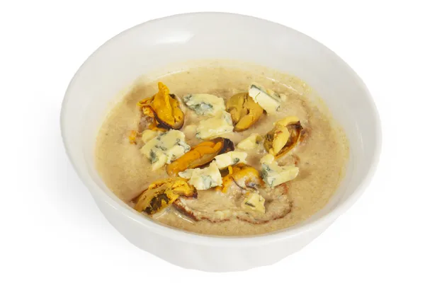 Sopa de champiñones de queso alimentos aislados sobre fondo blanco — Foto de Stock