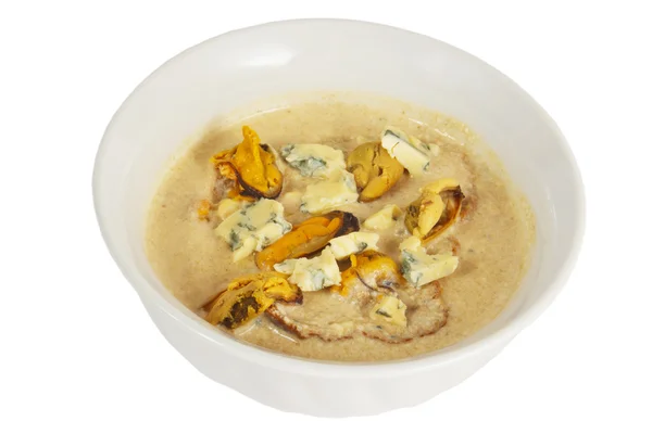 Sopa queso hongos alimentos aislados sobre fondo blanco recorte — Foto de Stock