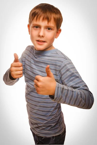 Boy holding thumbs up — Stock Photo, Image