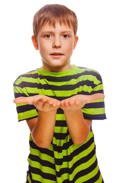 Chłopiec nastolatek otwartej dłoni palmy na białym tle studio — Zdjęcie stockowe