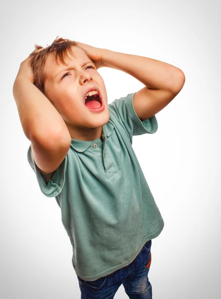 Niño niño molesto grito enojado produce mal retrato de la cara aislado — Foto de Stock