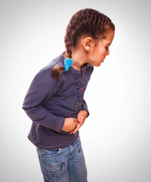 Piccola bambina malata dolore allo stomaco, mal di pancia e crampi malattia medicina — Foto Stock