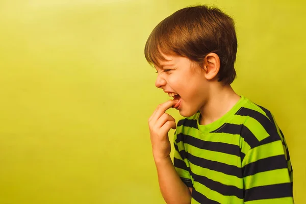 Baby boy teenager poisoning vomiting belching, anorexia fingers — Stock Photo, Image