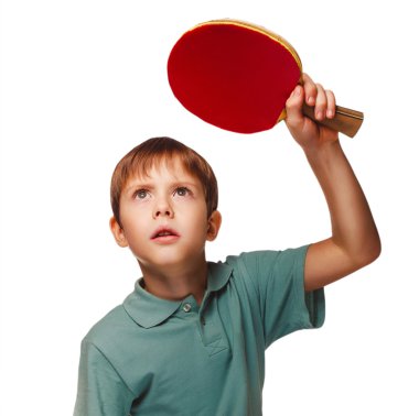 Masa Tenisi forehand topspin oynayan sarışın çocuk