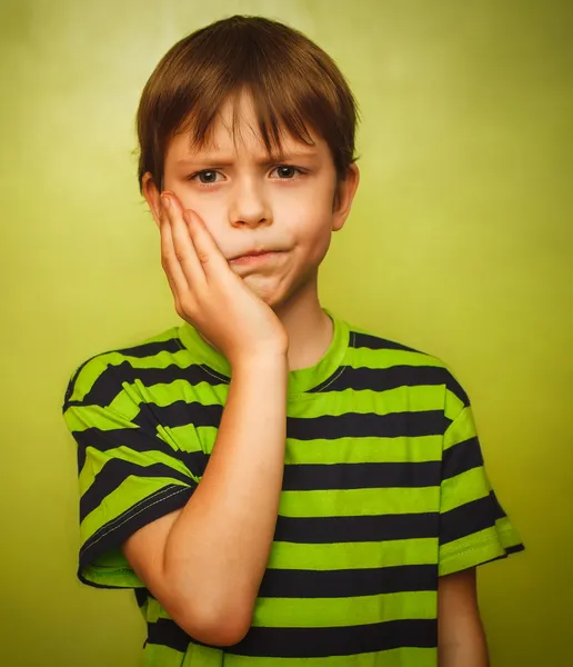 Young kid boy child toothache pain in mouth, dental pain, holdin — Stock Photo, Image