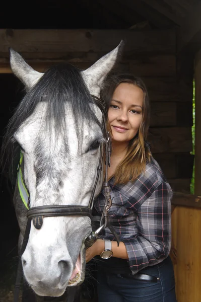 Girl and horse — Stock Photo, Image